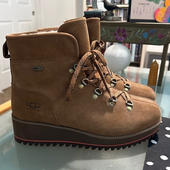 UGG Shoes - NWT UGG Waterproof Boots - Size 7 1/2